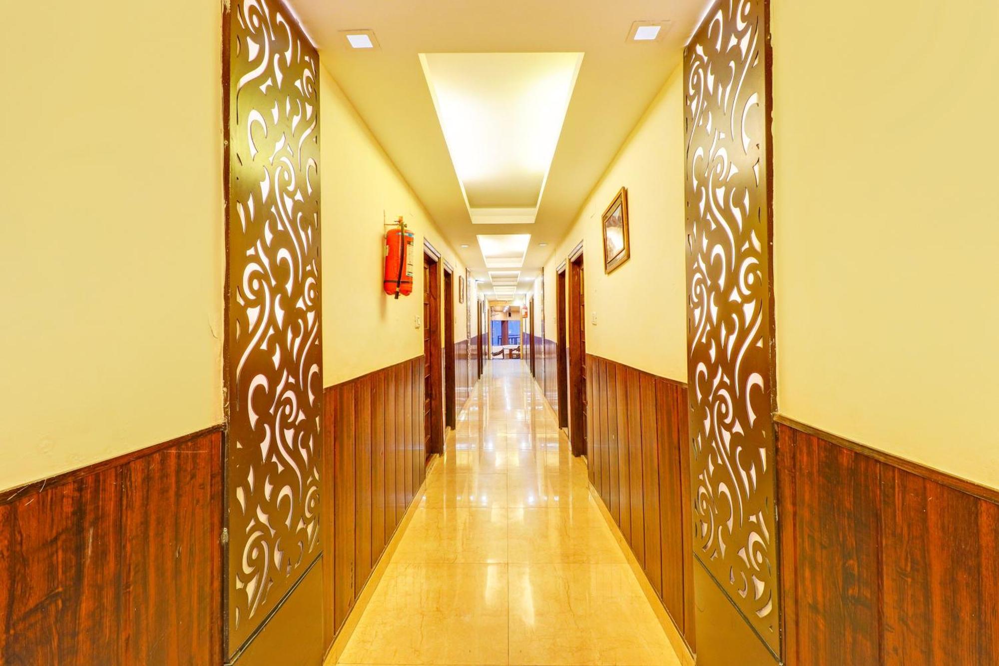Super Collection O Pioneer Hotell Mussoorie Eksteriør bilde