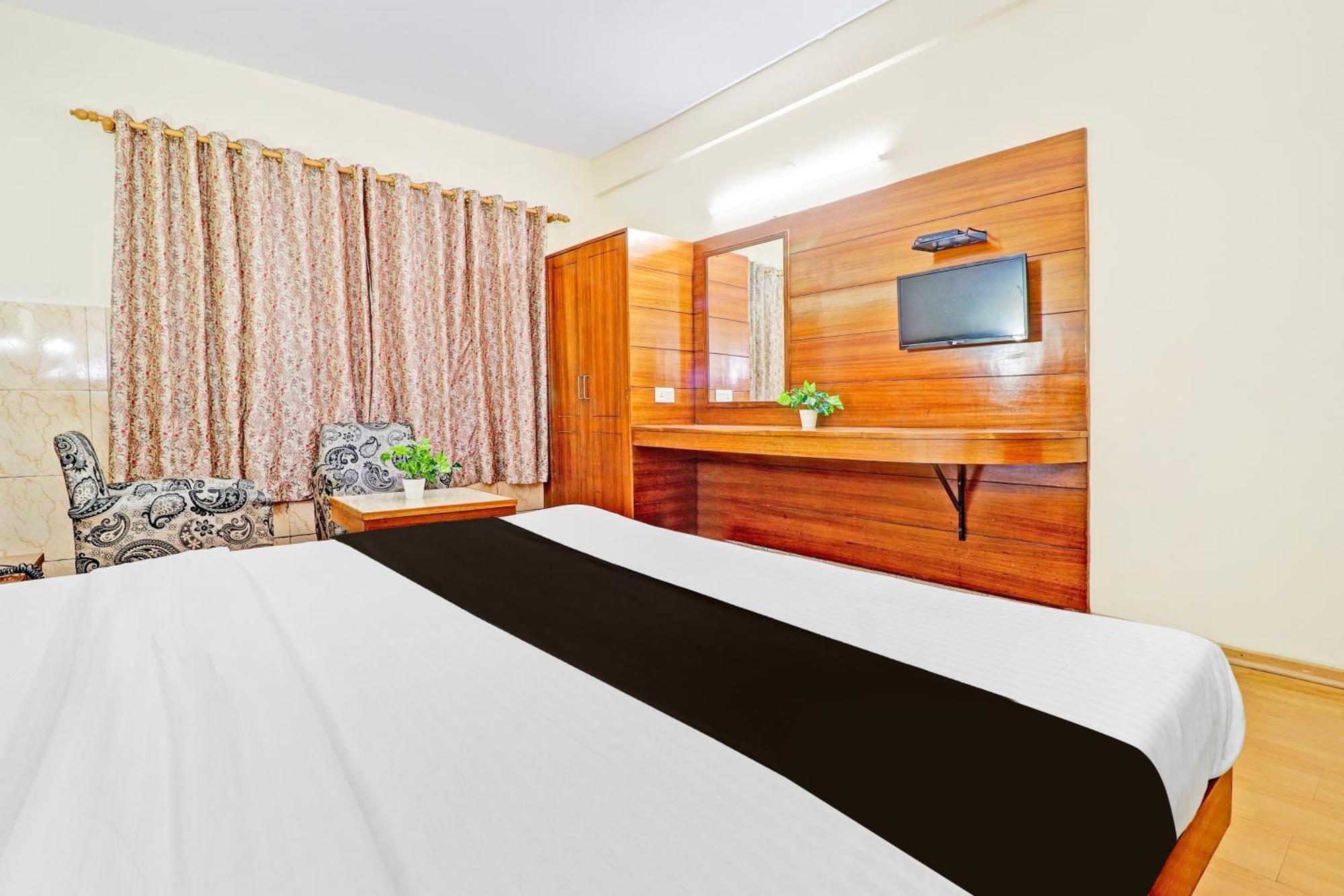 Super Collection O Pioneer Hotell Mussoorie Eksteriør bilde