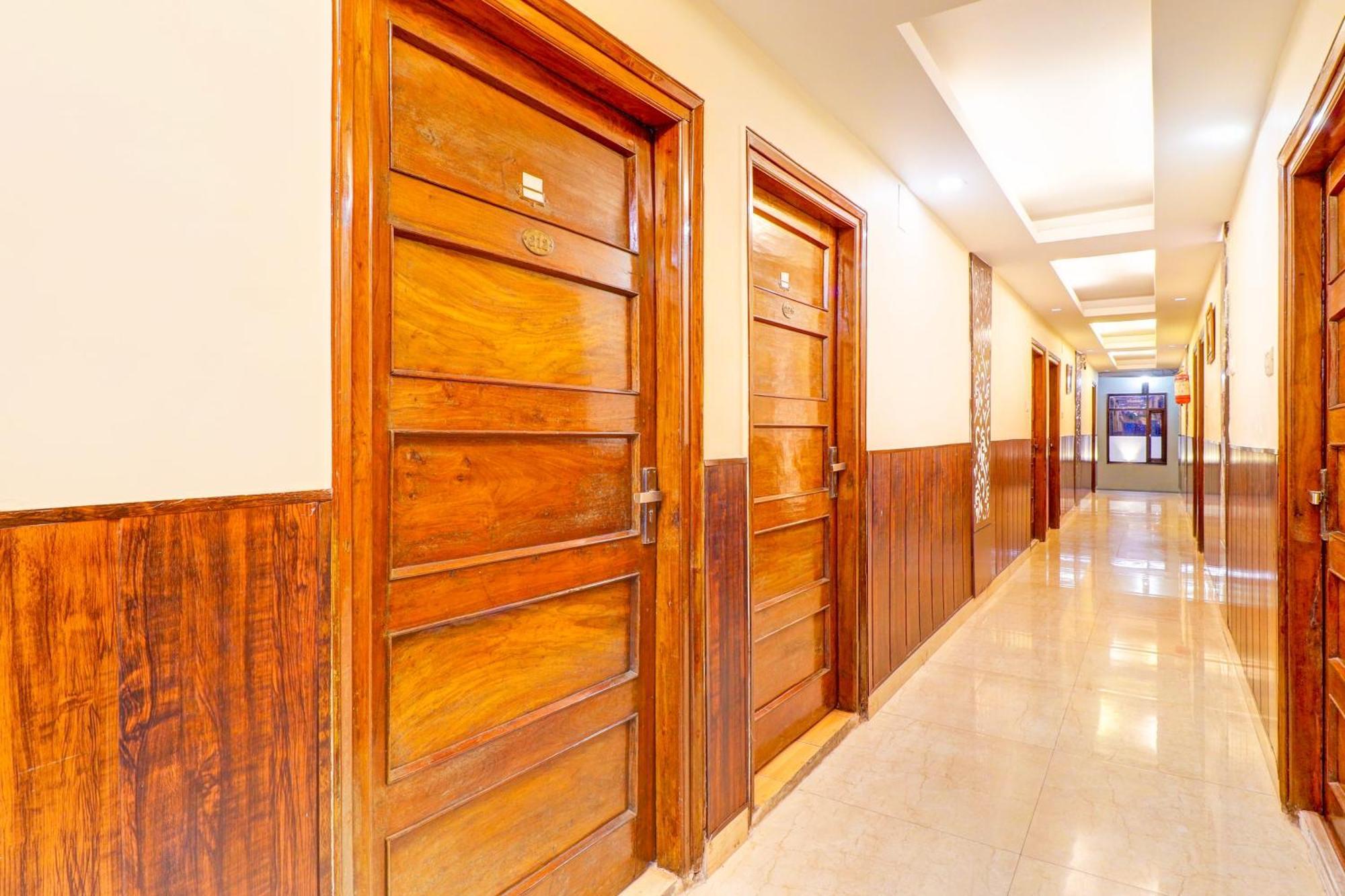 Super Collection O Pioneer Hotell Mussoorie Eksteriør bilde